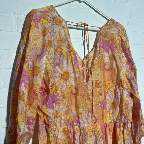 H&M Womens Dress in Orange and Pink Flowy Loose Fit 3/4 Sleeves V Neck Large - Picture 5 of 9